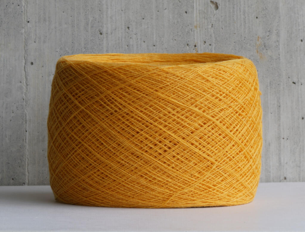 45. Gelb / 100% Lammwolle