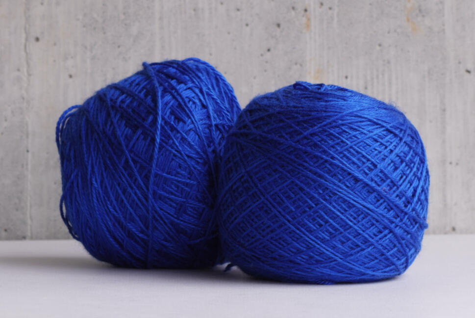 37. Königsblau / 80% Merino, 20% Seide